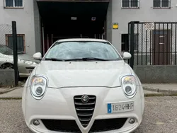 Beige Usado 2011 Alfa Romeo MiTo Distinctive Utilitario | 5699 €