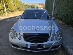 Gris / plata Usado 2005 Mercedes E280 Elegance Berlina | 5500 € (Un poco caro)