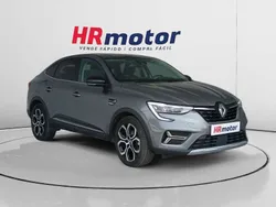 Gris Usado 2022 Renault Arkana Zen SUV | 20.390 € (Un poco caro)