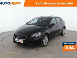 Negro Usado 2016 Volvo V40 Kinetic Familiar | 11.599 € (Precio justo)