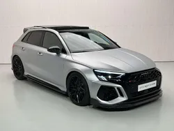 Gris Usado 2022 Audi RS3 Sportback Sport Utilitario | 75.900 €