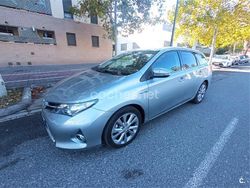Gris / plata Usado 2014 Toyota Auris Hybrid Advance Familiar | 13.999 € (Precio justo)