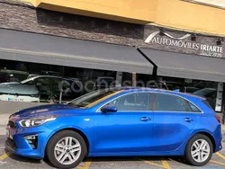 Azul Usado 2019 Kia Ceed Berlina | 15.900 € (Precio justo)