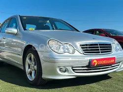 Gris / plata Usado 2005 Mercedes C180 Avantgarde Berlina | 7500 € (Un poco caro)