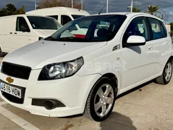 Blanco Usado 2011 Chevrolet Aveo LT Berlina | 5990 € (Precio justo)