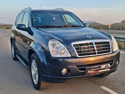 Gris / plata Usado 2010 Ssangyong Rexton II Limited SUV | 17.990 €