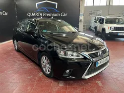 Lexus CT200h