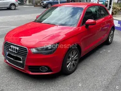 Rojo Usado 2012 Audi A1 Attraction Utilitario | 8000 € (Super precio)