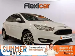 Blanco Usado 2017 Ford Focus Titanium Utilitario | 9590 € (Buen precio)