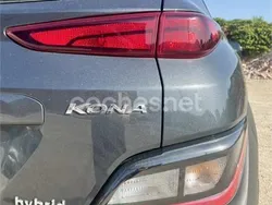 Gris / plata Usado 2021 Hyundai Kona SUV | 17.200 € (Buen precio)