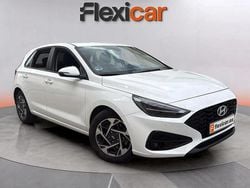 Blanco Usado 2024 Hyundai i30 Berlina | 16.970 € (Precio justo)