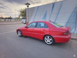 Rojo Usado 2001 Mercedes C270 Avantgarde Berlina | 3500 €