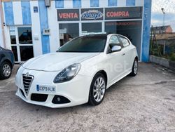 Blanco Usado 2014 Alfa Romeo Giulietta Distinctive Utilitario | 9200 € (Caro)