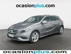 Gris Usado 2015 Mercedes A180 Style Utilitario | 17.800 € (Precio justo)