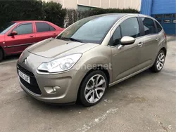 Beige Usado 2010 Citroën C3 Exclusive Utilitario | 6900 € (Precio justo)
