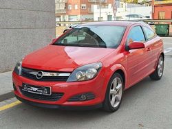 Rojo Usado 2007 Opel Astra GTC Coupe | 4990 €