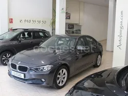 Gris Usado 2013 BMW 318 Luxury Line Berlina | 15.700 €