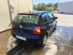 Azul Usado 2004 VW Polo Advance Berlina | 3000 €