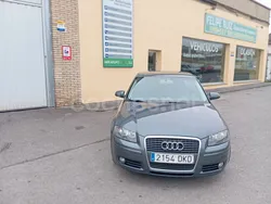 Gris / plata Usado 2006 Audi A3 Sportback Ambiente Berlina | 6100 € (Precio justo)