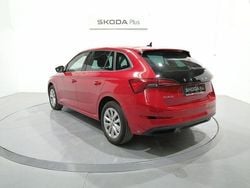 Rojo Usado 2023 Skoda Scala Ambition Utilitario | 17.750 € (Precio justo)