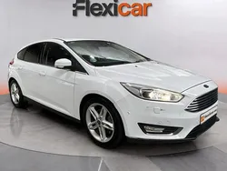 Blanco Usado 2015 Ford Focus Titanium Berlina | 10.190 € (Precio justo)
