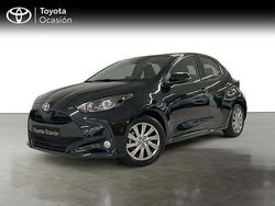 Azul Usado 2024 Toyota Yaris Hybrid Active Berlina | 21.890 € (Precio justo)