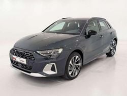 Gris Nuevo 2025 Audi A3 Sportback Utilitario | 37.500 € (Precio justo)