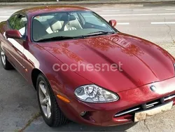 Rojo Usado 2000 Jaguar XK8 Coupe | 17.500 €