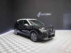 Negro Usado 2024 Seat Arona FR SUV | 19.690 € (Precio justo)