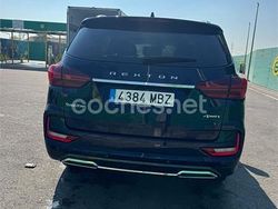 Negro Usado 2022 Ssangyong (KGM) Rexton SUV | 28.900 €