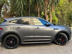 Gris / plata Usado 2019 Jaguar E-Pace R-Dynamic SUV | 22.900 € (Super precio)