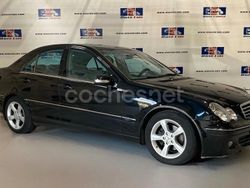 Azul Usado 2004 Mercedes C200 Classic Berlina | 5800 € (Caro)