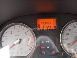 Granate Usado 2009 Dacia Sandero Lauréate Utilitario | 1850 € (Super precio)