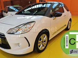 Blanco Usado 2016 DS Automobiles DS3 Performance Black Special Berlina | 7990 €