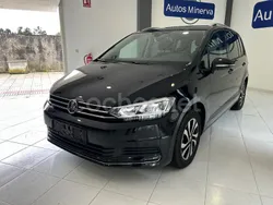 Negro Usado 2022 VW Touran Advance Monovolumen | 31.490 € (Caro)