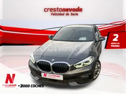 Gris / plata Usado 2020 BMW 118 Comfort Edition Utilitario | 21.990 € (Precio justo)