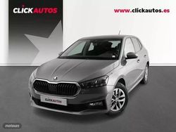 Gris Usado 2025 Skoda Fabia Selection Utilitario | 20.150 € (Precio justo)