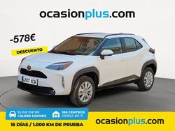 Blanco Usado 2024 Toyota Yaris Cross Business Edition SUV | 25.900 € (Precio justo)