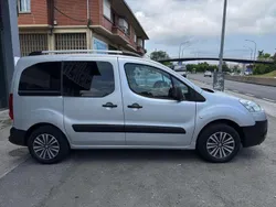 Gris / plata Usado 2013 Peugeot Partner Tepee Active Monovolumen | 7500 € (Precio justo)