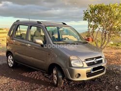 Gris / plata Usado 2005 Opel Agila Berlina | 1500 €