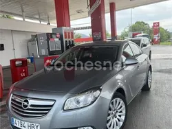 Gris / plata Usado 2011 Opel Insignia Sport Berlina | 6100 € (Precio justo)