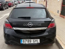 Negro Usado 2010 Opel Astra GTC Berlina | 7500 € (Un poco caro)