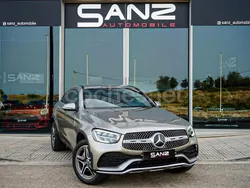 Gris / plata Usado 2021 Mercedes GLC300e Coupe | 43.000 € (Precio justo)