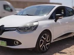 Blanco Usado 2015 Renault Clio GrandTour Dynamique Familiar | 7500 € (Precio justo)