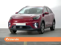 Rojo Usado 2022 Kia e-Niro 2 SUV | 41.400 €