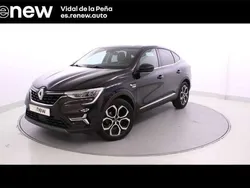 Negro Usado 2021 Renault Arkana Zen SUV | 21.490 € (Precio justo)