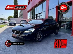 Negro Usado 2019 Volvo V40 Momentum Familiar | 14.500 € (Precio justo)