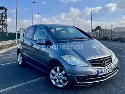 Gris / plata Usado 2010 Mercedes A180 Elegance Monovolumen | 6300 € (Buen precio)