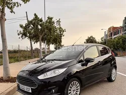 Negro Usado 2015 Ford Fiesta Titanium Utilitario | 7700 € (Precio justo)