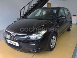 Negro Usado 2010 Hyundai i30 Comfort Berlina | 5990 € (Precio justo)